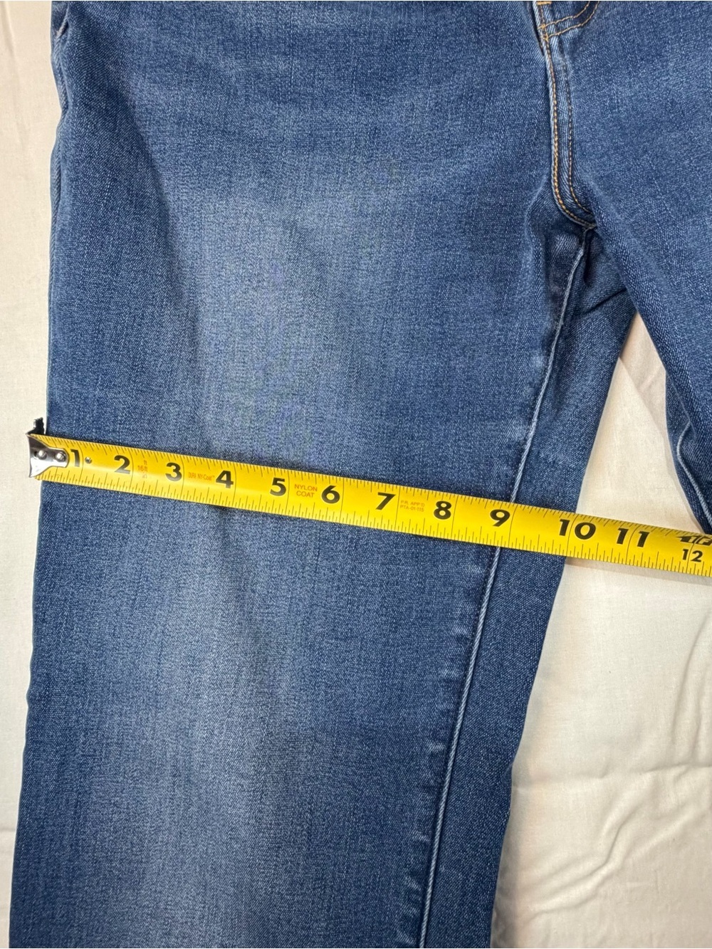 Levi's Dark Blue Perfectly Slimming 512 Boot Cut Jeans Sz 16 with Rhinestone - Picture 9 of 12